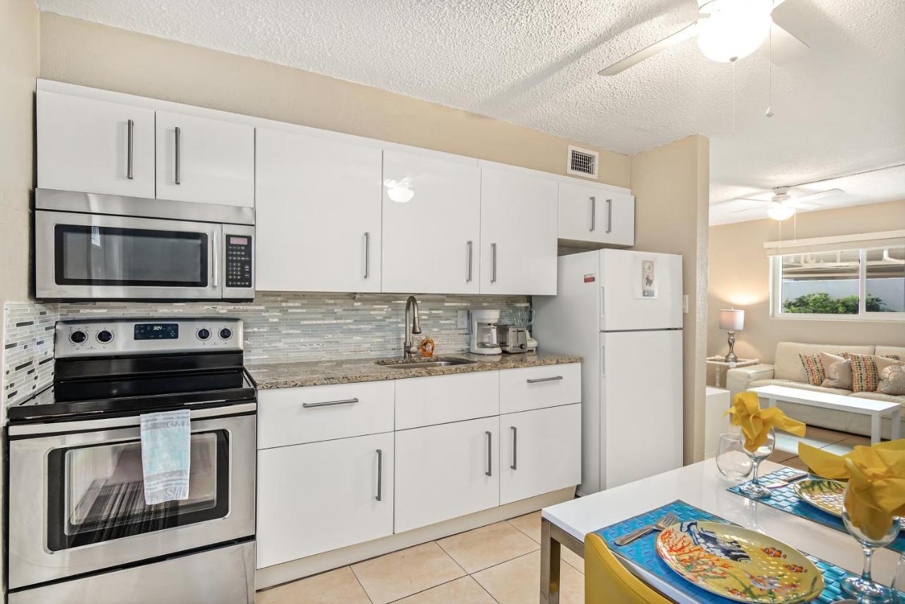 Island House Apartment Ингълууд Екстериор снимка