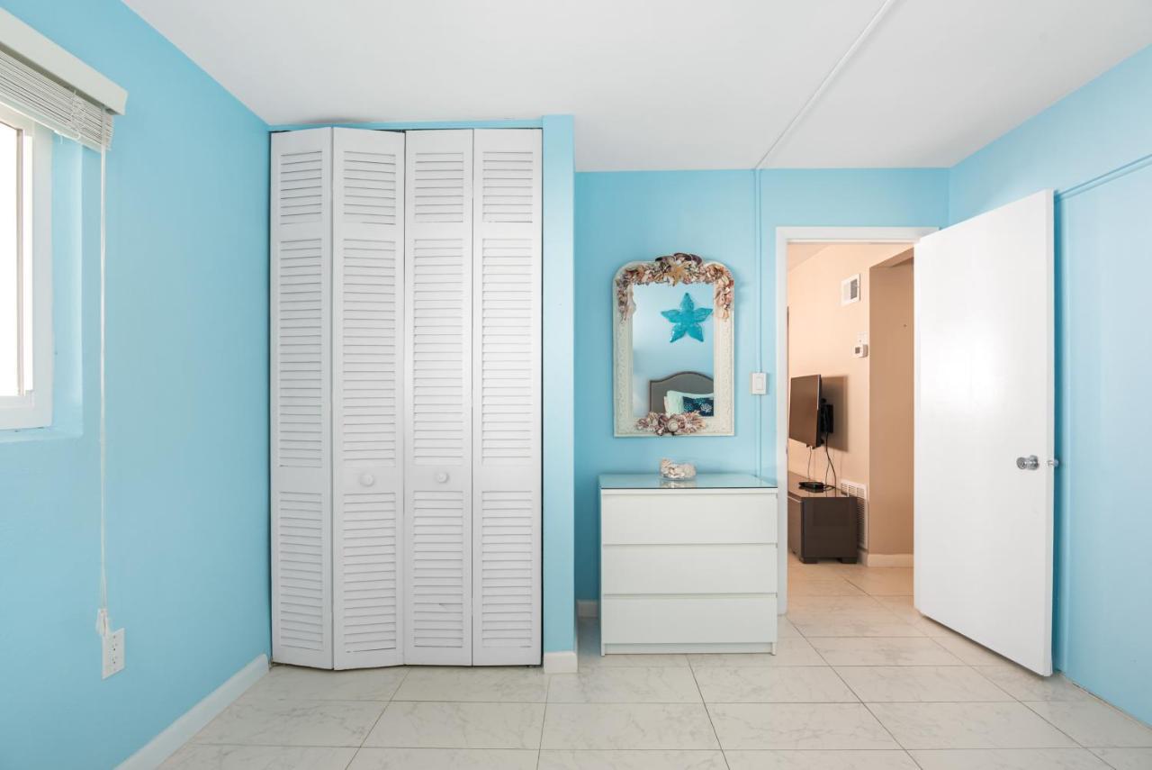 Island House Apartment Ингълууд Екстериор снимка